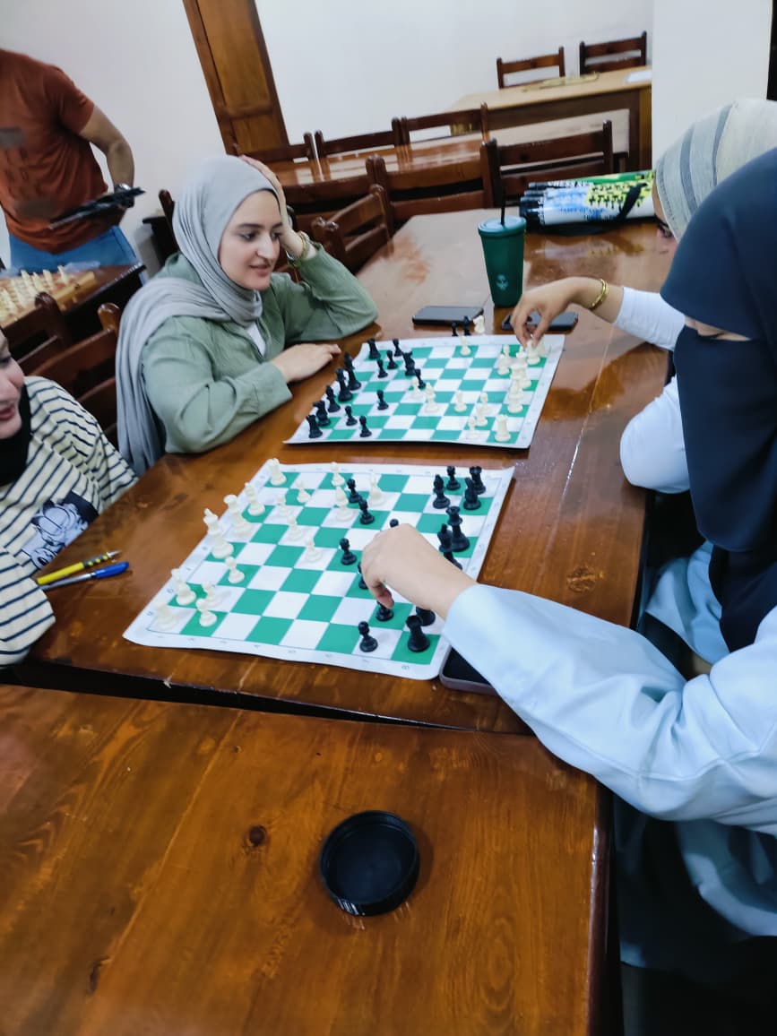 تنفيذ دورة الشطرنج للفصل الدراسي الأول للعام الجامعي 2026/2027